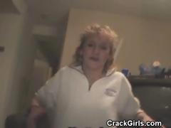 pair-of-crack-whores-sucking-dick-in-a-threesome
